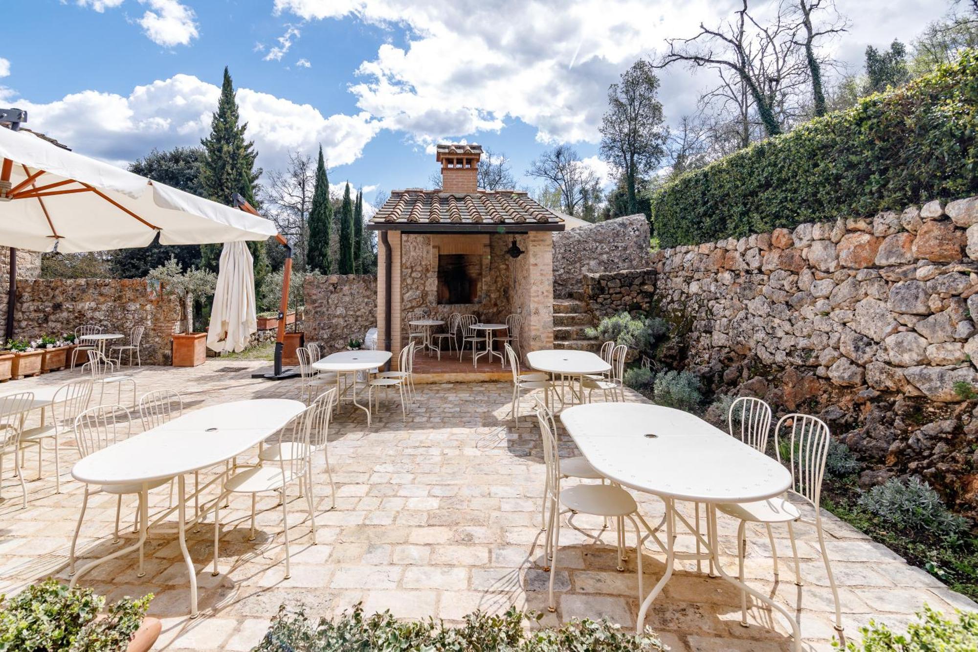 Hotel Relais La Costa Monteriggioni Exterior foto